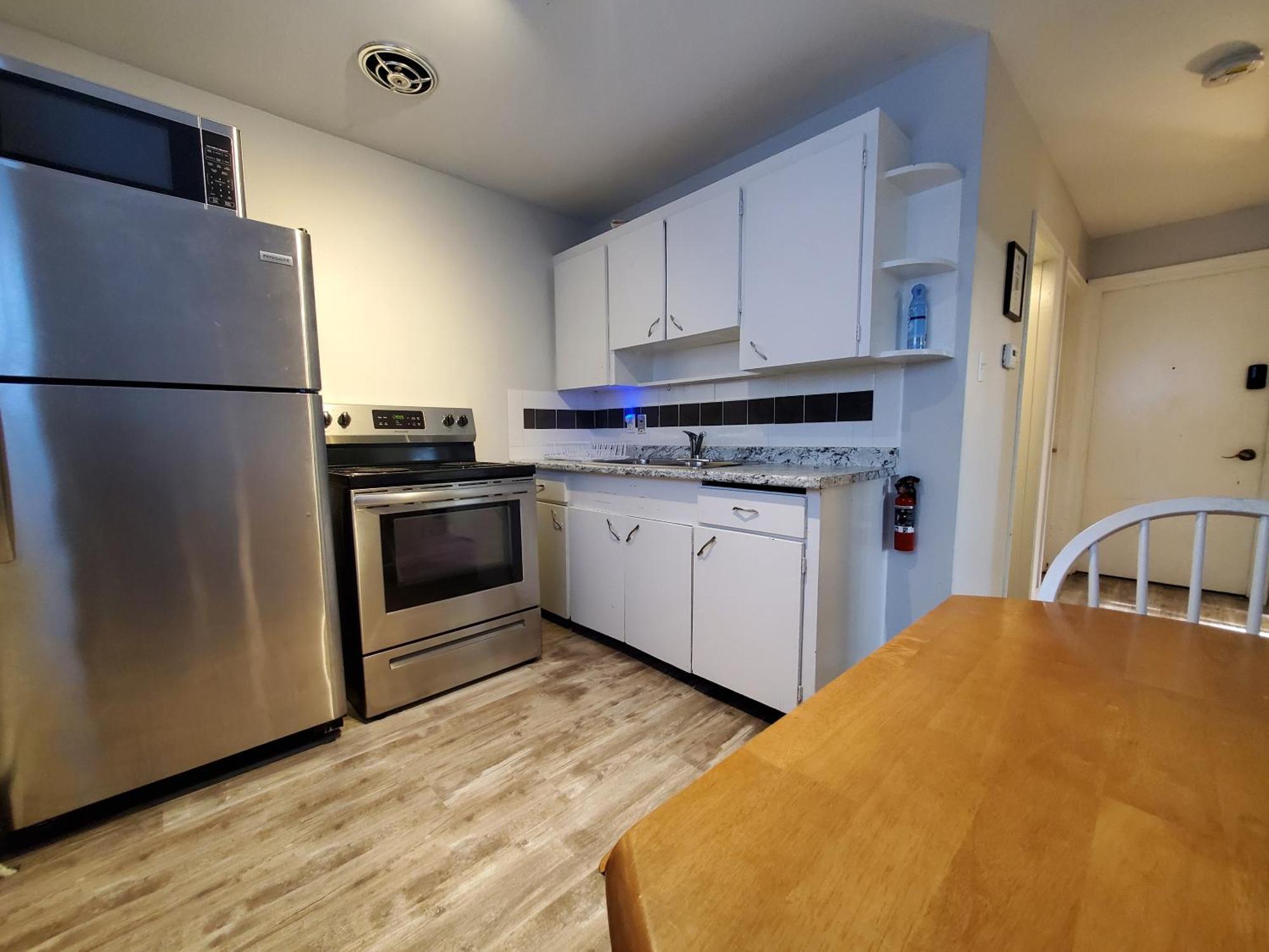 Modern Private 1Br Apt. W/Free Prkg + Fast Wi-Fi Sault Ste. Marie Luaran gambar